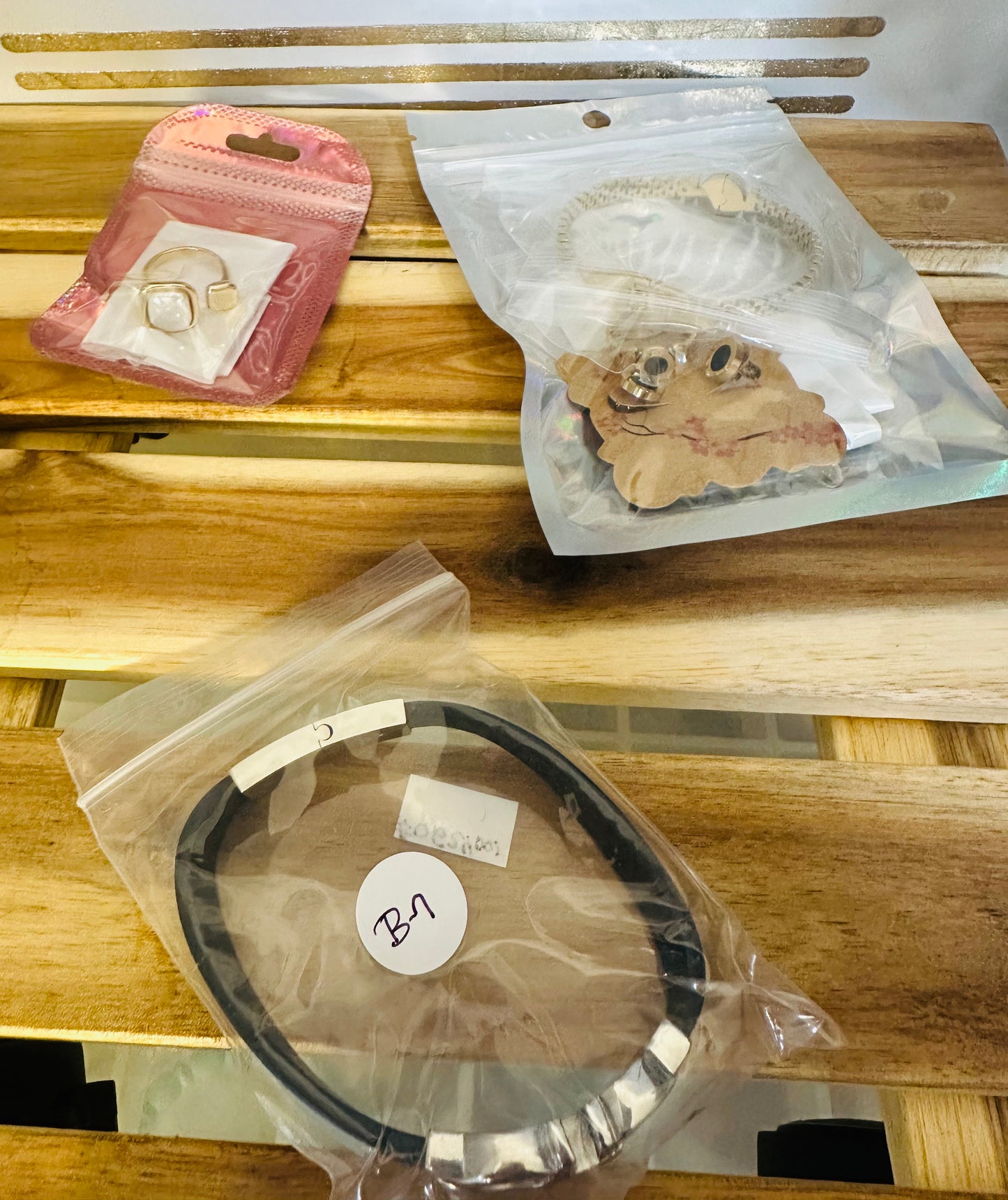 Luz Paola Accessories