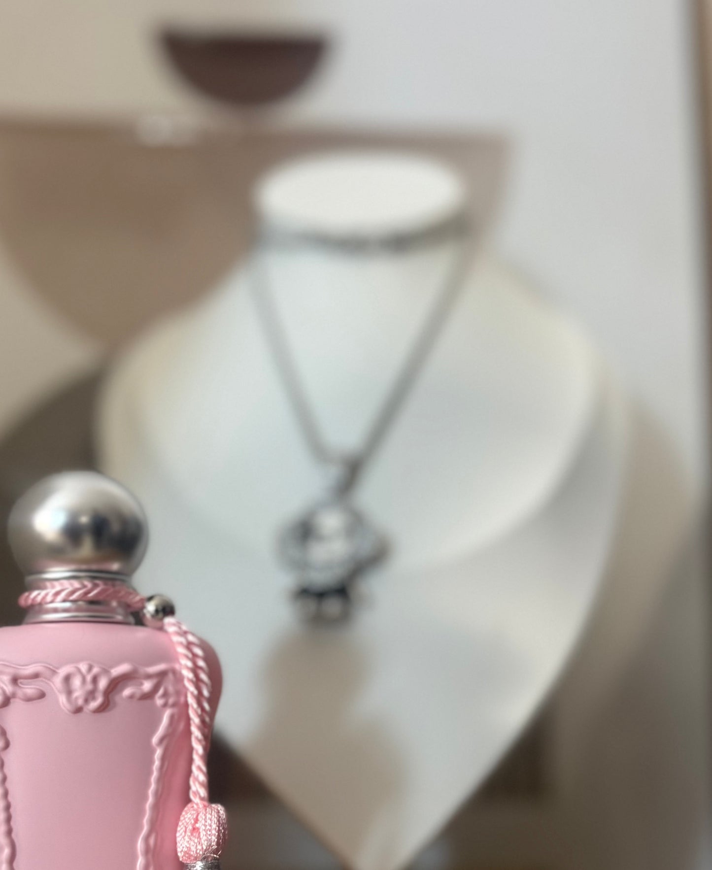 Neoni Necklace