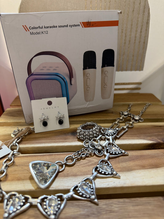 Anais Accessories