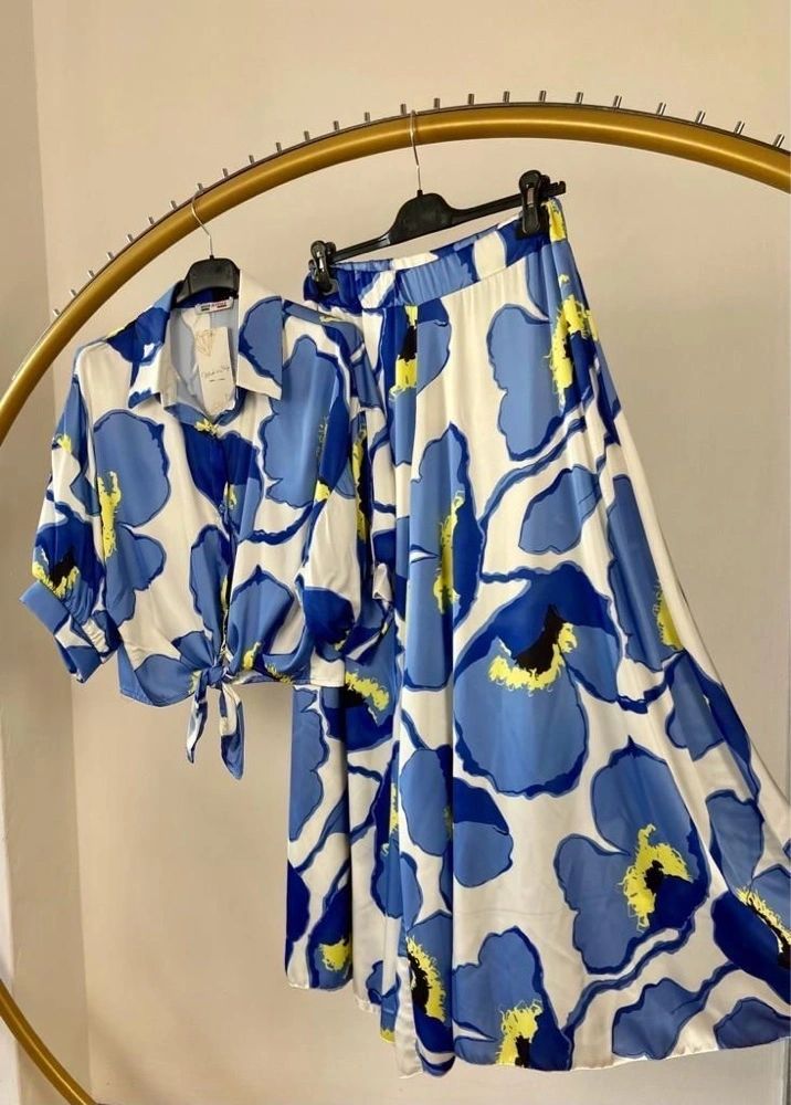 Neon Blossoms Italian Set