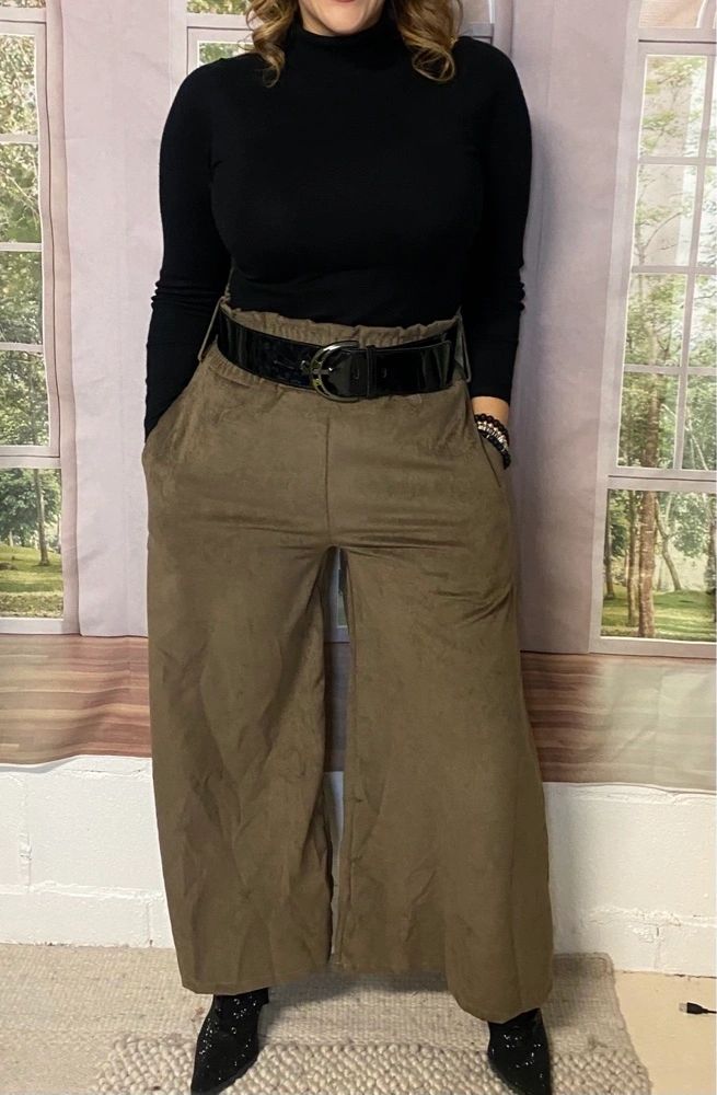 Corduroy Pants w Belt