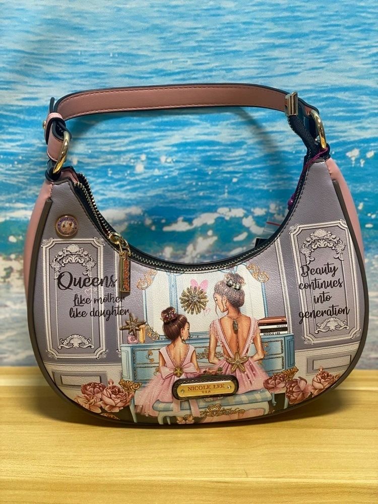 Double Queens Shoulder Bag